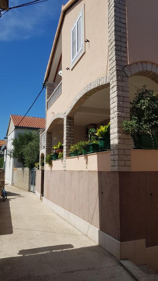 Apartments Mladen Sućuraj المظهر الخارجي الصورة