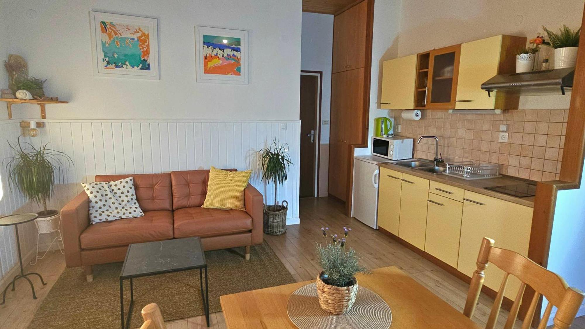 Apartments Mladen Sućuraj المظهر الخارجي الصورة